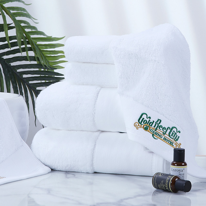 white color towel set