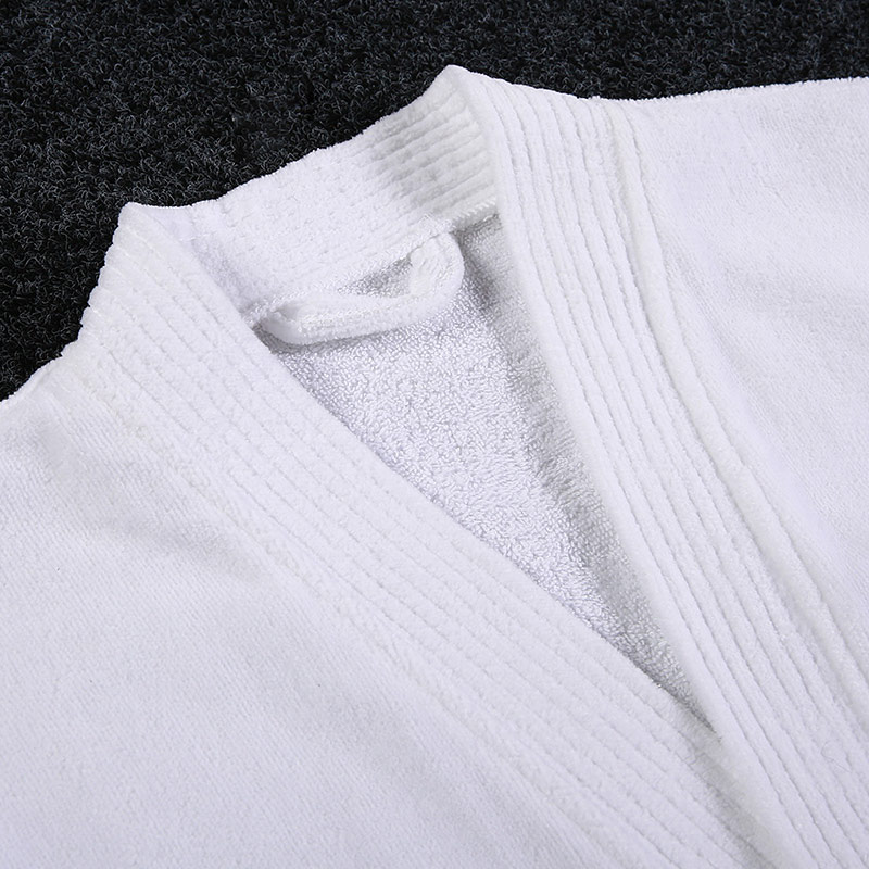 Cut velvet kimono with white hotel robe