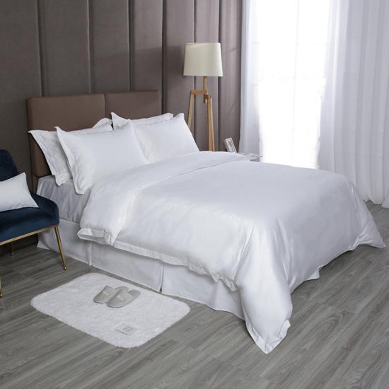 deluxe collection hotel bed set