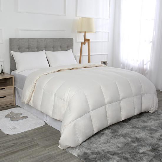 Luxurious All-Season Goose Down Comforter Queen Size Duvet Insert