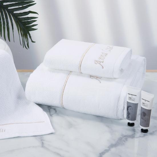 Qute Home Spa Hotel Towels 3 Piece Towel Set