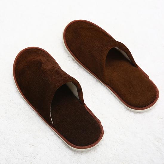 Indoor slippers